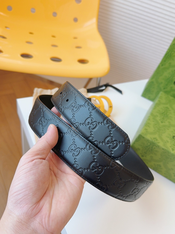 スーパーコピーグッチベルト角部分ディテール